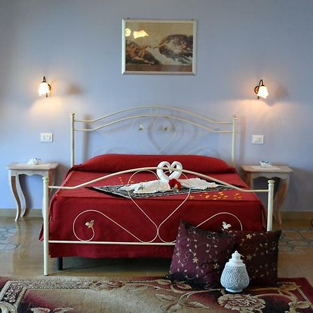 Casale Pettinato Hotel Pizzo  Buitenkant foto