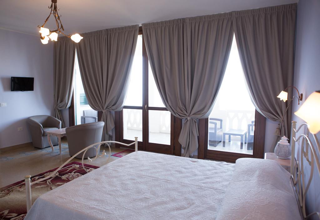 Casale Pettinato Hotel Pizzo  Buitenkant foto